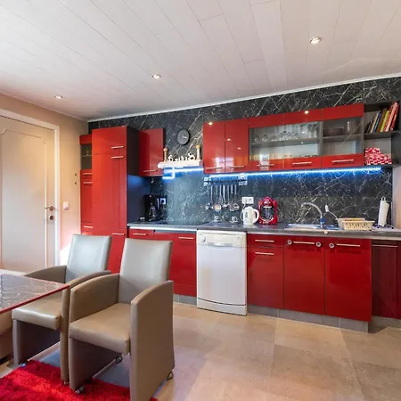 Flat In Near Belgian Coast, Cleaning Included Apartamento Ostende